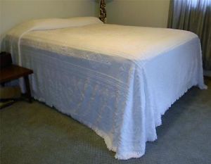 Vtg Bates Martha Washingtons Choice White Bedspread Candlewick Chenille Queen