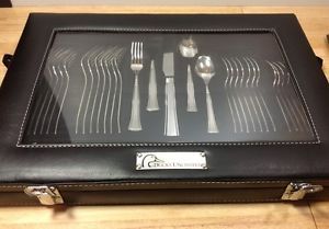 New Ducks Unlimited 18 10 Stainless Flatware Silverware Set 40 Piece with Case