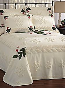New Christmas Chenille Bedspreads Holly Snowflakes Twin Full Queen King 370