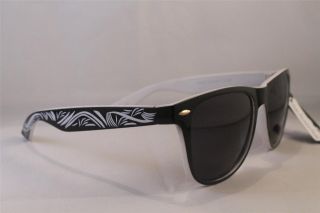 Kiss Brand Two Tone Wayfarer Sunglasses Total Rave Party Sunglasses New