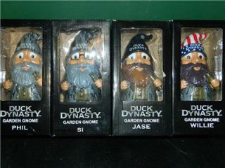New Duck Dynasty Garden Gnomes Willie Jase SI Phil Complete Set
