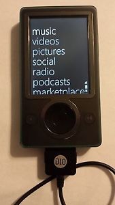 Microsoft Zune  Player 30GB Black Model 1089 with USB Cord Great Condition