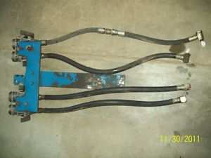 Ford 5600 Tractor Hydraulic Control Valve Dual Remote Hoses Outlets