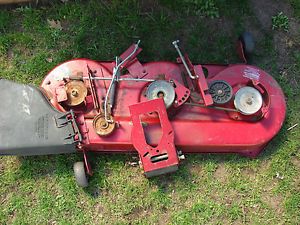 Murray Riding Mower 46" Deck Low Usage Great Condition