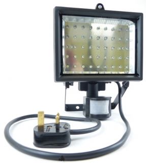 UK Plug Energy Saving 45 LED Floodlight with PIR Motion Sensor Security Light