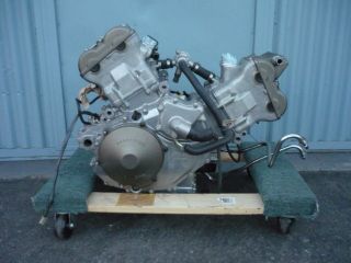 Honda RVT1000R RC51 1000 Engine Motor Crankcase Clutch Trans Cyl Heads 00 01