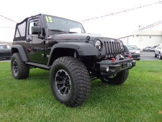 2013 Jeep Wrangler 4WD 2dr Rubicon 10th Anniversary 4" Lift 37" Tires 2K Miles