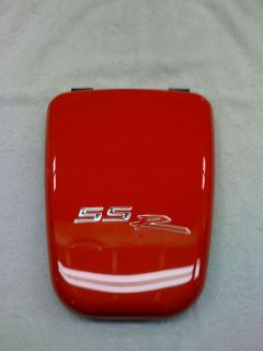 03 06 Chevrolet SSR Engine Cover Insert Torch Red New Genuine GM 15208524
