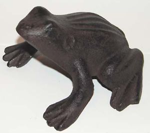 Wrought Cast Iron Metal Frog Figurine Animal Statue Home Garden Yard Pond Decor