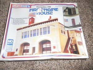 HO Scale Hampden 46 Fire Engine House Build A Scene Life Like Kit No 1390