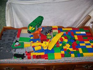 Big Lot of Lego Duplo Building Blocks Bricks Train Tracks 200 Pieces