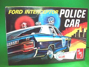 Ford Interceptor Police Car with 429 Boss Engine AMT Plastic Model Kit