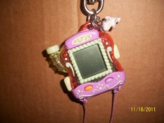 Littlest Pet Shop Electronic Virtual Key Ring Handheld Game Hasbro 2005 Cat