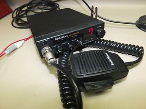 Radio Shack WX Compass CB Radio with Weather Channels Remote Control Mic
