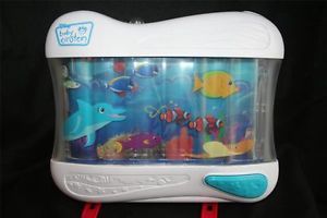 Baby Einstein Sea Dreams Soother Lighted Motion Aquarium Ocean Music Crib Toy