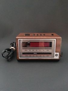 Vintage GE General Electric Digital Alarm Clock Radio