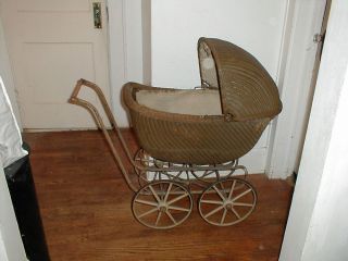 Antique Victorian Wicker Baby Doll Carriage Adjustable Hood Metal Wheels Base