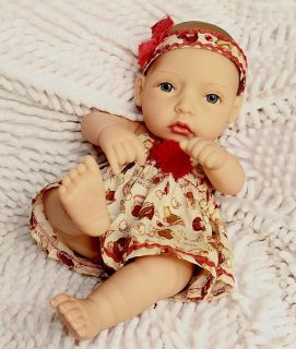 Reborn Baby Dolls 12" Silicone Dolls Lifelike Baby Toys Reborns Baby Girl