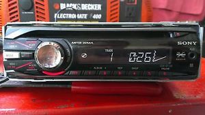Sony CDX GT240 Xplod Car CD  Player Tuner Aux in Stereo Radio Receiver Cheap