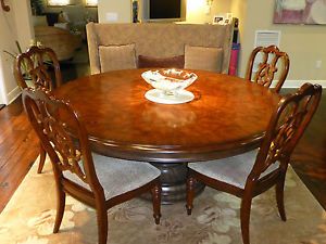 Mohagany Wood Dining Room Round Table Large 4 Chairs Heavy
