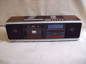 Vintage 80's Soundesign Stereo Receiver Cassette Recorder Alarm Clock Radio