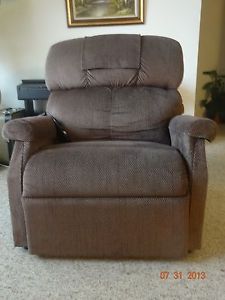 Comforter PR 501 Extra Wide Heavy Duty 3 Position Chocolate Brown Lift Chair