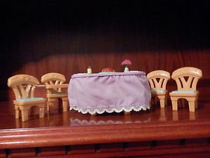 Fisher Price Loving Family Dollhouse Lighted Musical Holiday Table and Chairs