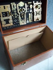 Antique Vintage Portable Salesman Sample Locksmith File Folder Box with Handle