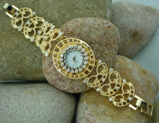 Fashion Rhinestones Crystal Bangle Analog Pretty Women's Wrist Watch Pretty S112