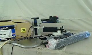Delta Power Equipment Corporation 40 695 Scroll SAW20" Variable Speed Scroll Saw
