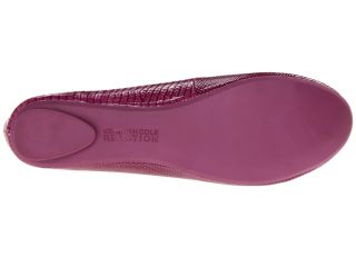 Kenneth Cole Reaction Slip On By Berry Lizard Patent
