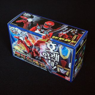 Power Rangers Kaizoku Sentai Gokaiger DX Gokai Machine 01 Magi Dragon Bandai