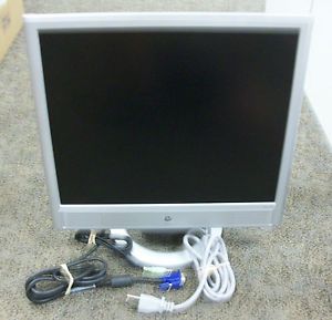HP VS17E 17" Flat LCD Monitor Silver Computer Desk Top Panel Screen