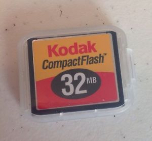 Kodak Compact Flash CF Memory Card 32 MB with Protective Case