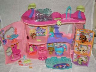  Littlest Pet Shop Pet Adoption Center Playset : Toys & Games