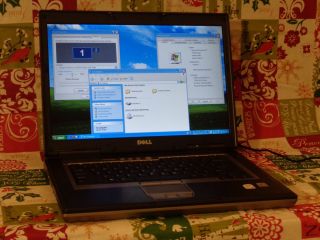 Dell D820 Latitude Laptop Very Fast 2 33GHz 100GB 3GB DVD RW Wireless WinXP Pro
