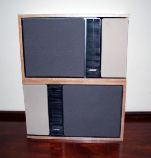 Bose 301 Series II Direct Reflecting Bookshelf Stereo Speakers Super Nice