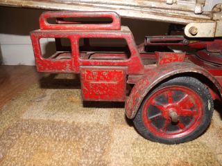 RARE Vintage Pressed Steel Buddy L Deluxe Aerial Pull Fire Truck with Ladder