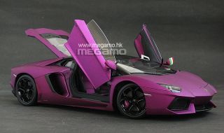 1 18 Welly FX Lamborghini Aventador LP700 4 Matte Purple w Italy Flag