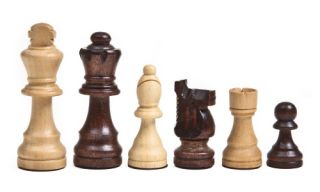 Classic Wooden Ebony & Ivory Chess Pieces   Chess Pieces