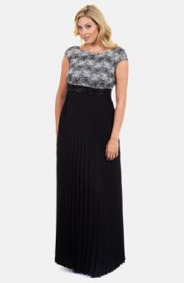 Kay Unger Embellished Lace & Chiffon Gown (Plus Size)