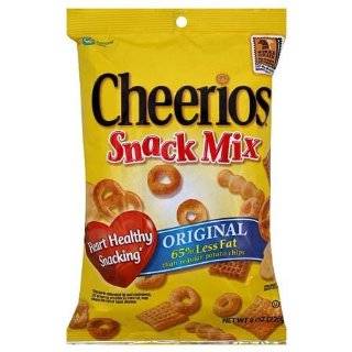 Cheerios Snack Mix   Original, 8 Ounce Bags (Pack of 12)  